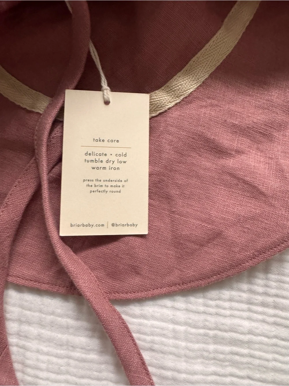 NWT Briar Baby Dusty Rose Kids Bucket Hat with Chin Ties